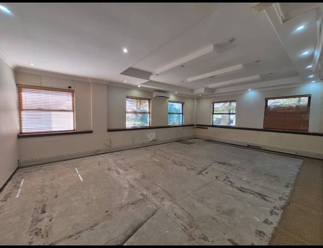 975M² OFFICE TO LET IN SANDTON CENTRAL